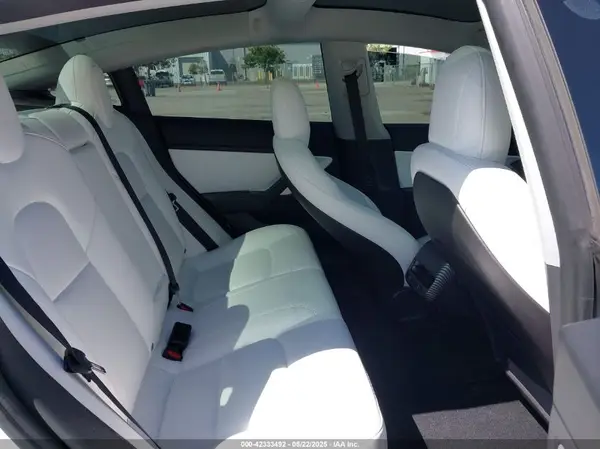 5YJ3E1EB7LF622860 2020 TESLA MODEL 3 - Image 8