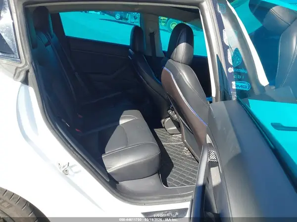 5YJ3E1EB7LF629078 2020 TESLA MODEL 3 - Image 8