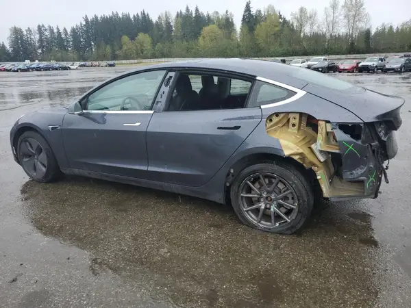 5YJ3E1EB7LF635334 2020 TESLA MODEL 3 - Image 2