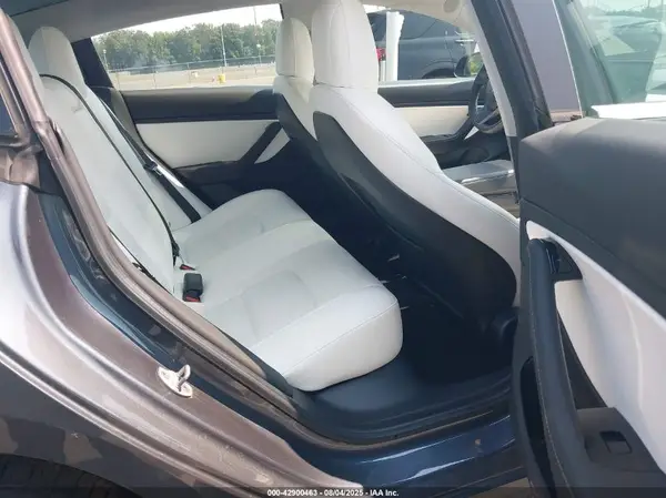 5YJ3E1EB7LF639139 2020 TESLA MODEL 3 - Image 8