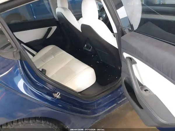 5YJ3E1EB7LF639352 2020 TESLA MODEL 3 - Image 8