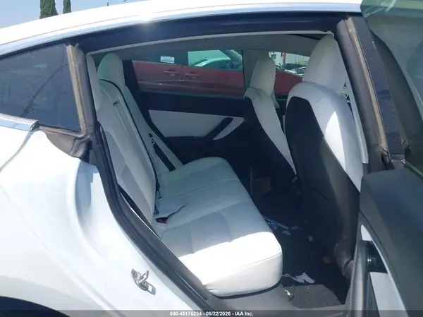 5YJ3E1EB7LF651601 2020 TESLA MODEL 3 - Image 8