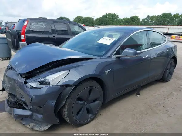 5YJ3E1EB7LF663182 2020 TESLA MODEL 3 - Image 2