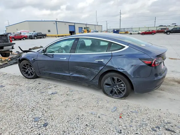 5YJ3E1EB7LF663408 2020 TESLA MODEL 3 - Image 2
