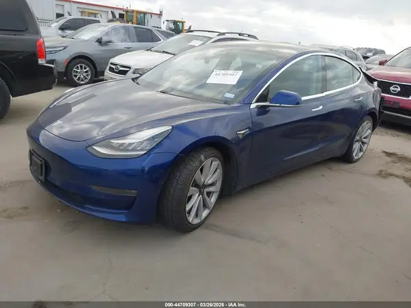 5YJ3E1EB7LF667605 2020 TESLA MODEL 3 - Image 2
