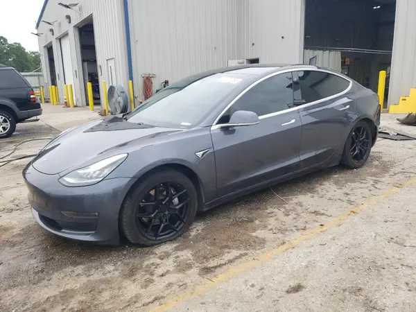 5YJ3E1EB7LF710646 2020 TESLA MODEL 3 - Image 1