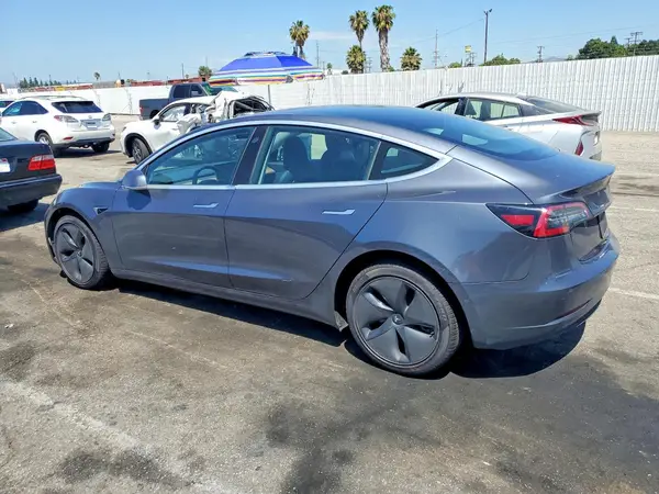 5YJ3E1EB7LF735045 2020 TESLA MODEL 3 - Image 2