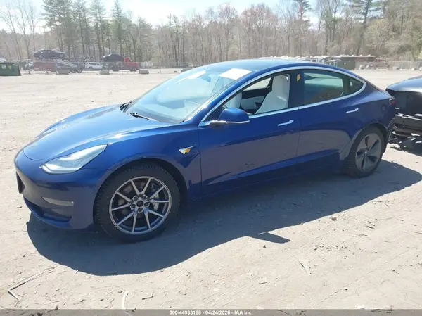 5YJ3E1EB7LF769695 2020 TESLA MODEL 3 - Image 2