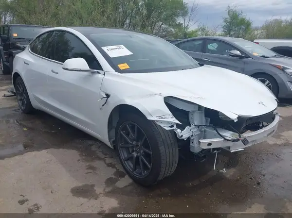 5YJ3E1EB7LF786903 2020 TESLA MODEL 3 - Image 1