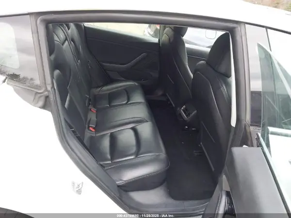 5YJ3E1EB7LF795018 2020 TESLA MODEL 3 - Image 8