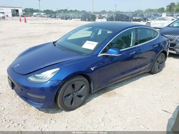 5YJ3E1EB7LF800900 2020 TESLA MODEL 3 - Image 2