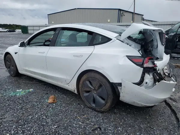 5YJ3E1EB7LF807717 2020 TESLA MODEL 3 - Image 2