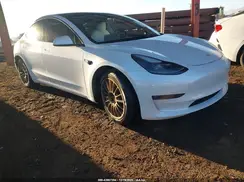 5YJ3E1EB7MF001104 2021 TESLA MODEL 3