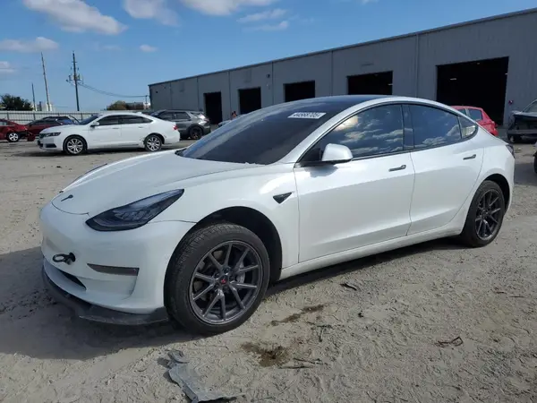 5YJ3E1EB7MF013351 2021 TESLA MODEL 3 - Image 1