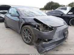 5YJ3E1EB7MF032501 2021 TESLA MODEL 3