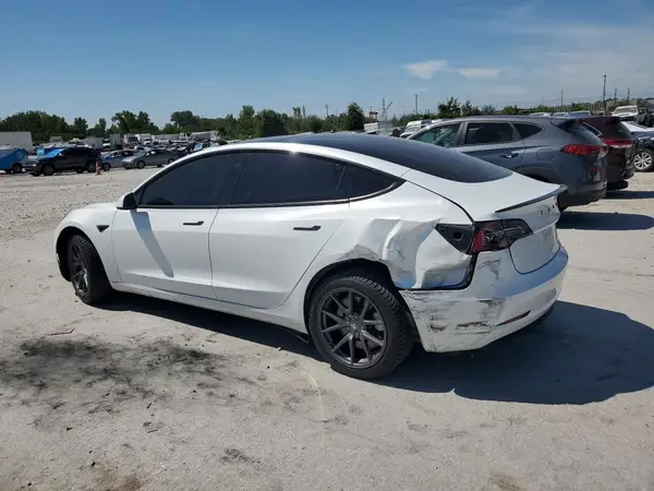 5YJ3E1EB7MF032529 2021 TESLA MODEL 3 - Image 2