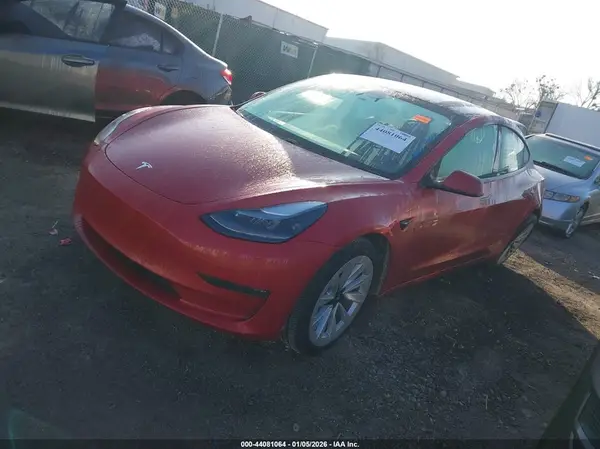 5YJ3E1EB7MF044731 2021 TESLA MODEL 3 - Image 2