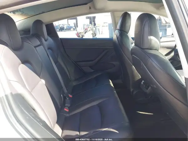 5YJ3E1EB7MF048424 2021 TESLA MODEL 3 - Image 8