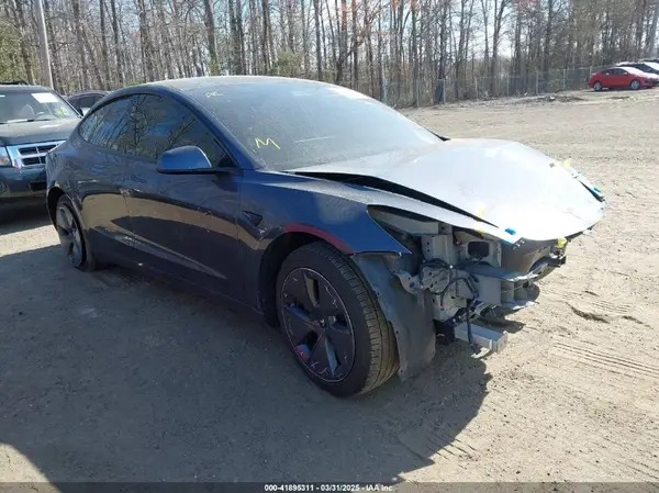 5YJ3E1EB7MF050917 2021 TESLA MODEL 3 - Image 1