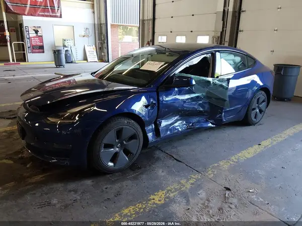 5YJ3E1EB7MF055941 2021 TESLA MODEL 3 - Image 2