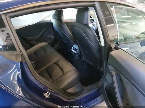 5YJ3E1EB7MF055941 2021 TESLA MODEL 3 - Image 8