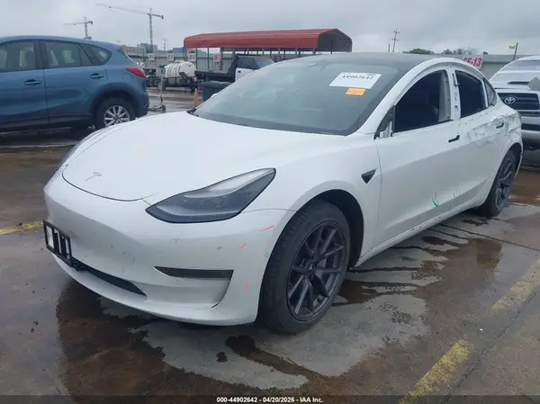5YJ3E1EB7MF059567 2021 TESLA MODEL 3 - Image 2