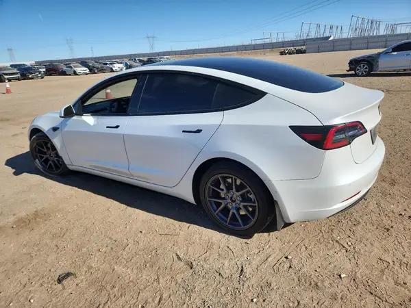 5YJ3E1EB7MF066891 2021 TESLA MODEL 3 - Image 2