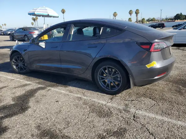 5YJ3E1EB7MF070942 2021 TESLA MODEL 3 - Image 2