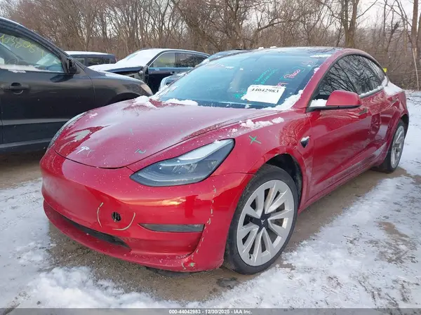 5YJ3E1EB7MF079897 2021 TESLA MODEL 3 - Image 2