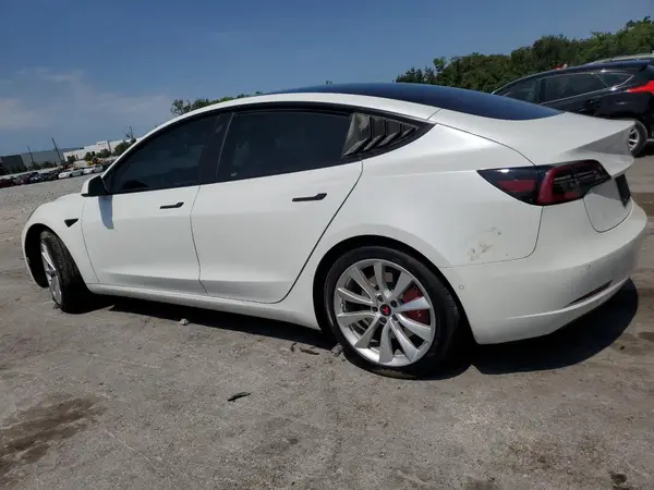 5YJ3E1EB7MF093184 2021 TESLA MODEL 3 - Image 2