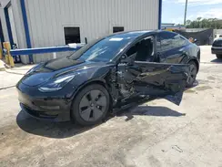 5YJ3E1EB7MF099860 2021 TESLA MODEL 3