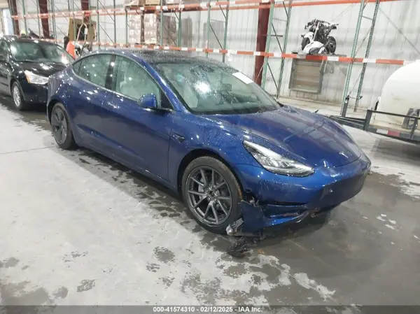 5YJ3E1EB7MF836992 2021 TESLA MODEL 3 - Image 1