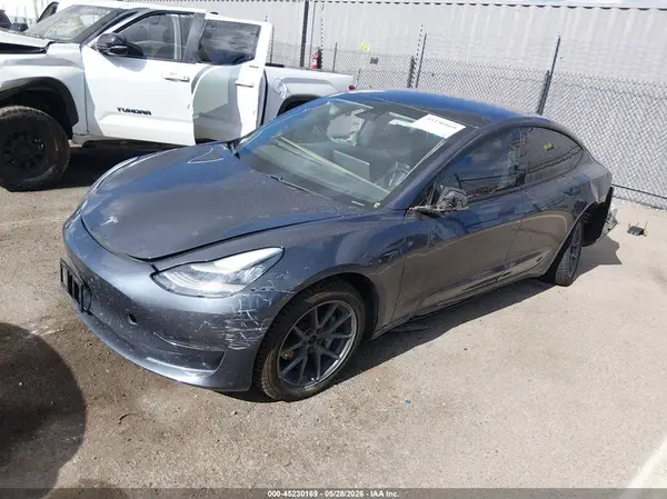 5YJ3E1EB7MF852724 2021 TESLA MODEL 3 - Image 2