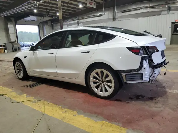 5YJ3E1EB7MF855722 2021 TESLA MODEL 3 - Image 2