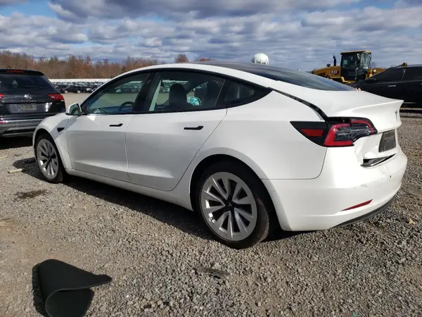 5YJ3E1EB7MF855770 2021 TESLA MODEL 3 - Image 2