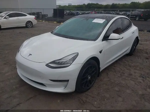 5YJ3E1EB7MF862301 2021 TESLA MODEL 3 - Image 2