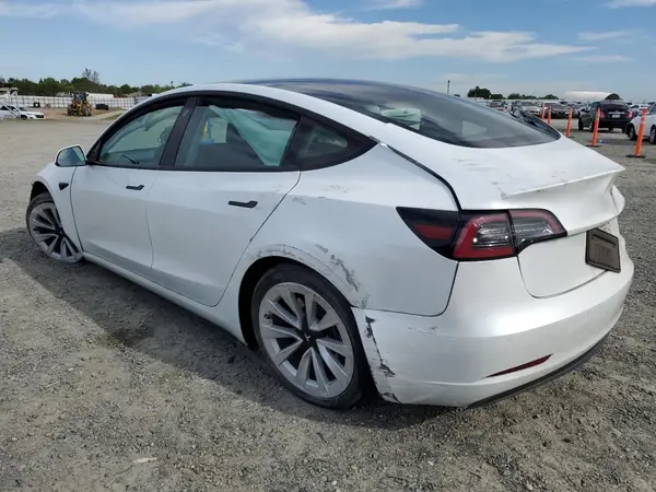 5YJ3E1EB7MF874304 2021 TESLA MODEL 3 - Image 2