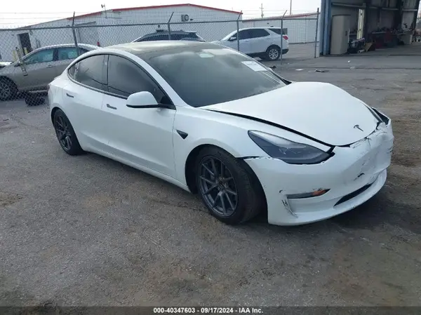 5YJ3E1EB7MF903400 2021 TESLA MODEL 3 - Image 1