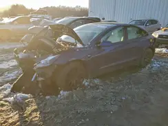 5YJ3E1EB7MF913747 2021 TESLA MODEL 3
