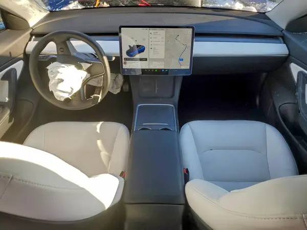 5YJ3E1EB7MF913747 2021 TESLA MODEL 3 - Image 8