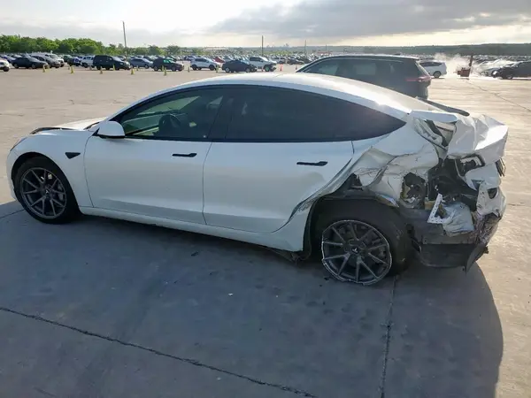 5YJ3E1EB7MF923999 2021 TESLA MODEL 3 - Image 2
