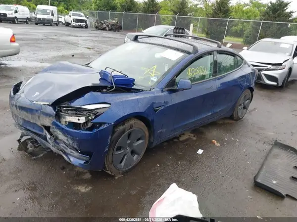5YJ3E1EB7MF979876 2021 TESLA MODEL 3 - Image 2