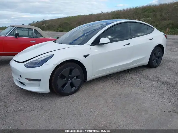 5YJ3E1EB7MF979988 2021 TESLA MODEL 3 - Image 2
