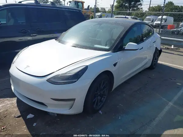 5YJ3E1EB7MF981367 2021 TESLA MODEL 3 - Image 2