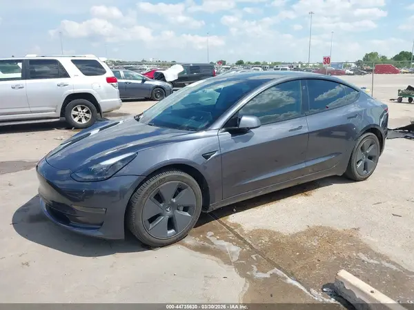 5YJ3E1EB7MF984009 2021 TESLA MODEL 3 - Image 2