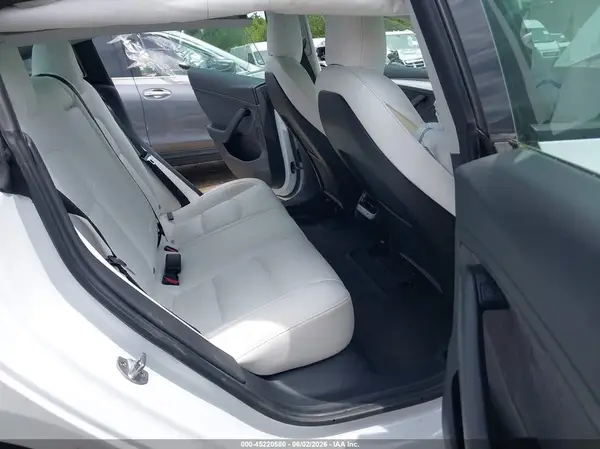 5YJ3E1EB7MF990344 2021 TESLA MODEL 3 - Image 8