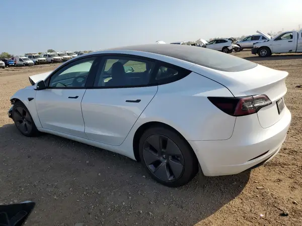 5YJ3E1EB7MF992742 2021 TESLA MODEL 3 - Image 2
