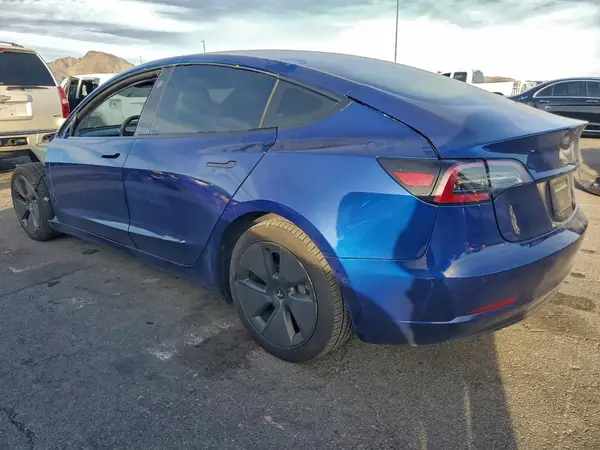 5YJ3E1EB7MF999397 2021 TESLA MODEL 3 - Image 2