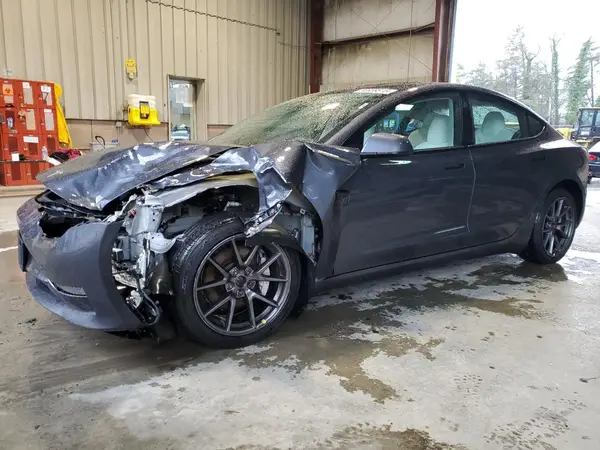5YJ3E1EB7NF102080 2022 TESLA MODEL 3 - Image 1