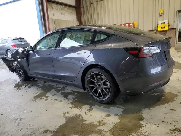 5YJ3E1EB7NF102080 2022 TESLA MODEL 3 - Image 2